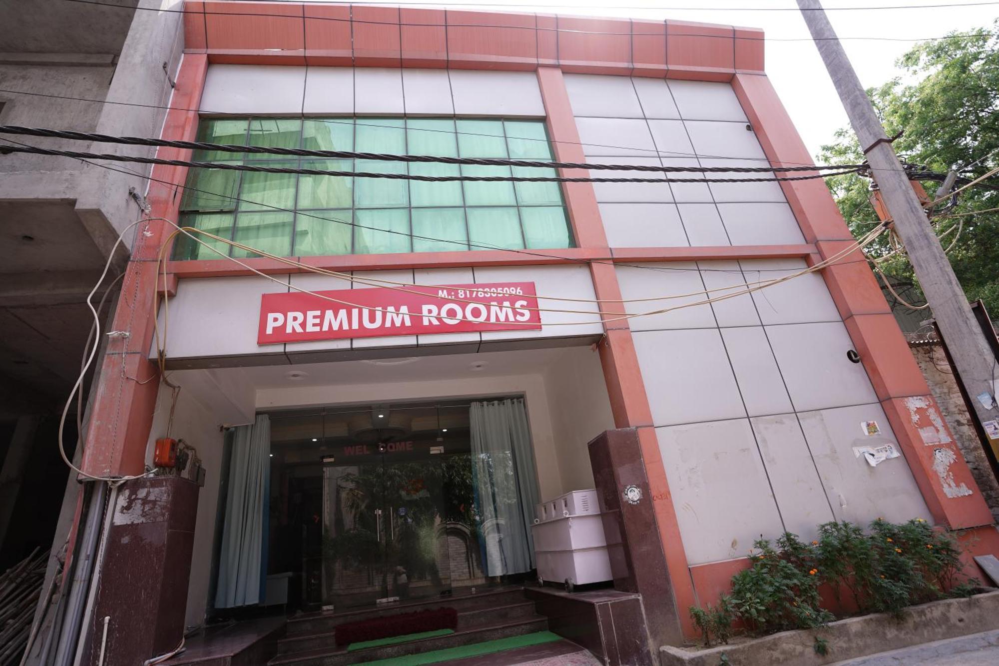 Hotel Lecston @Yashobhoomi Dwarka Sector - 25 Metro Station Delhi  Extérieur photo